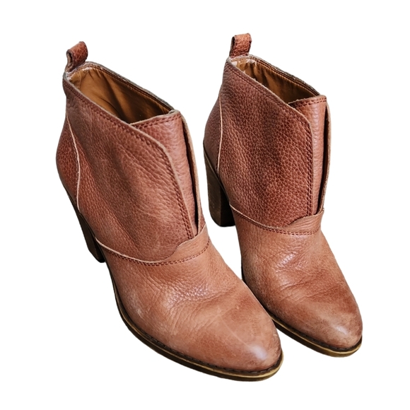 Lucky brand brown boots - Picture 1 of 8